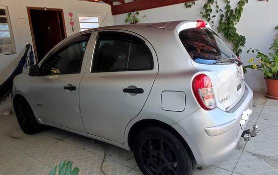 NISSAN MARCH 1.6 S 16V FLEX 4P MANUAL NISSAN MARCH 1.6 S 16V FLEX 4P MANUAL